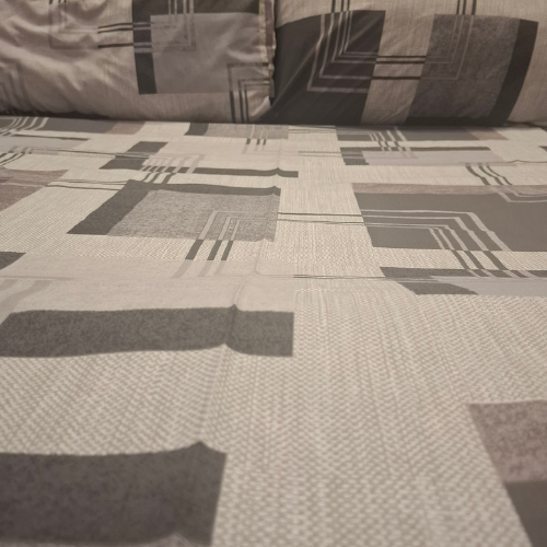 Abstract Black & White Bedsheet